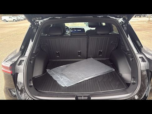 New 2025 Chevrolet Equinox EV RS image 26