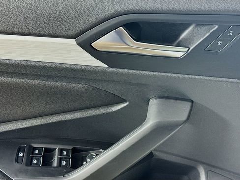 Used 2025 Volkswagen Jetta S image 20