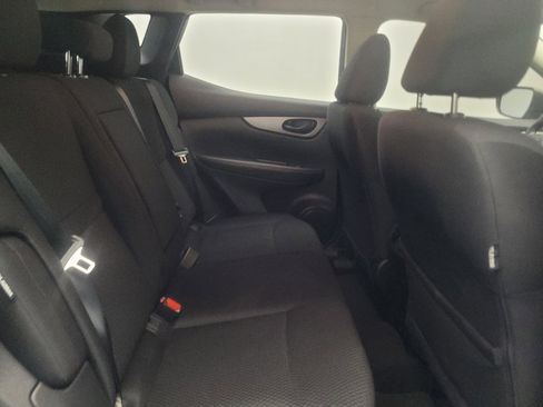 Used 2020 Nissan Rogue Sport S FWD image 19