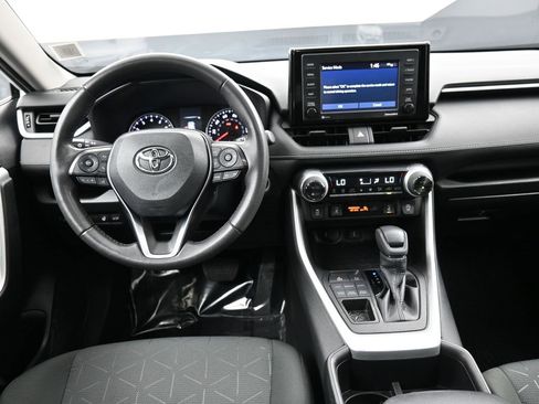 Certified 2022 Toyota RAV4 XLE image 19