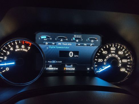Used 2018 Ford F150 Lariat w/ Equipment Group 502A Luxury RWD image 23