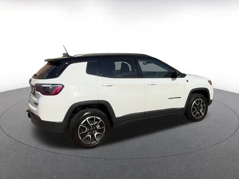 Used 2025 Jeep Compass Trailhawk w/ Trailer Tow Group image 11