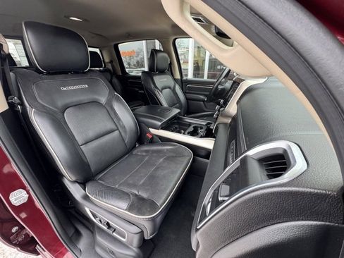 Used 2019 RAM 1500 Laramie image 11