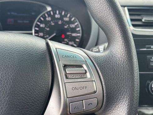 Used 2014 Nissan Altima 2.5 S FWD image 21