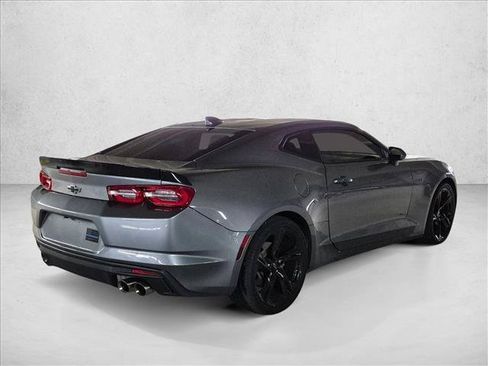 Used 2021 Chevrolet Camaro LT w/ Technology Package RWD image 5