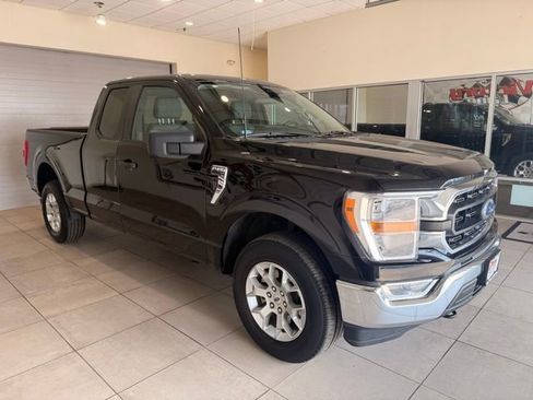 Used 2022 Ford F150 XLT AWD/4WD image 3