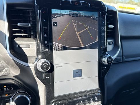 Used 2024 RAM 2500 Big Horn w/ Night Edition image 25