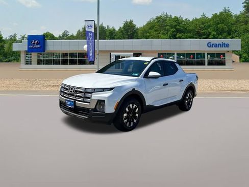 Used 2025 Hyundai Santa Cruz SEL AWD/4WD image 2