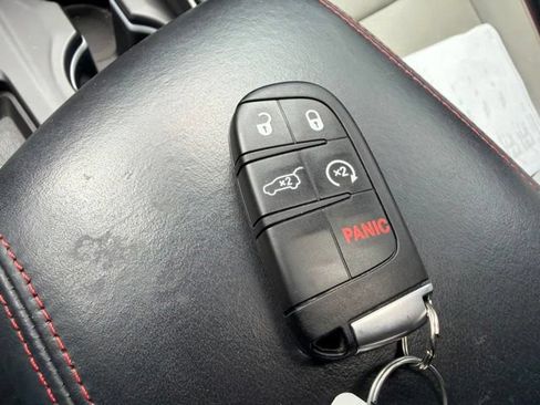 Used 2023 Dodge Durango GT RWD image 37