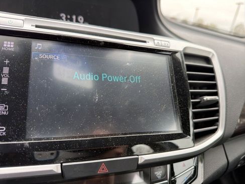 Used 2016 Honda Accord EX image 26