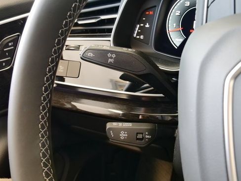 New 2026 Audi Q7 3.0T Premium image 32