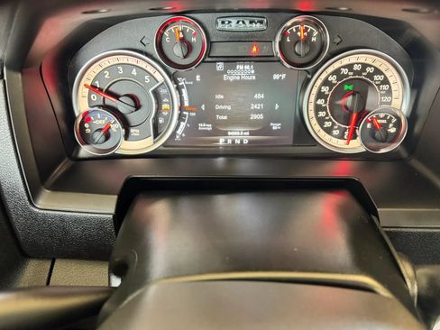 Used 2018 RAM 2500 Laramie w/ Sport Appearance Group AWD/4WD image 15