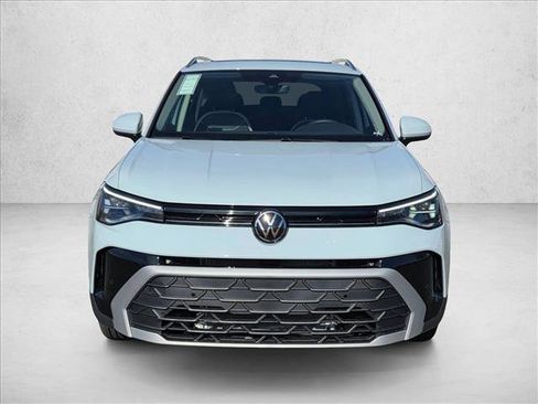 New 2026 Volkswagen Taos SE FWD image 6