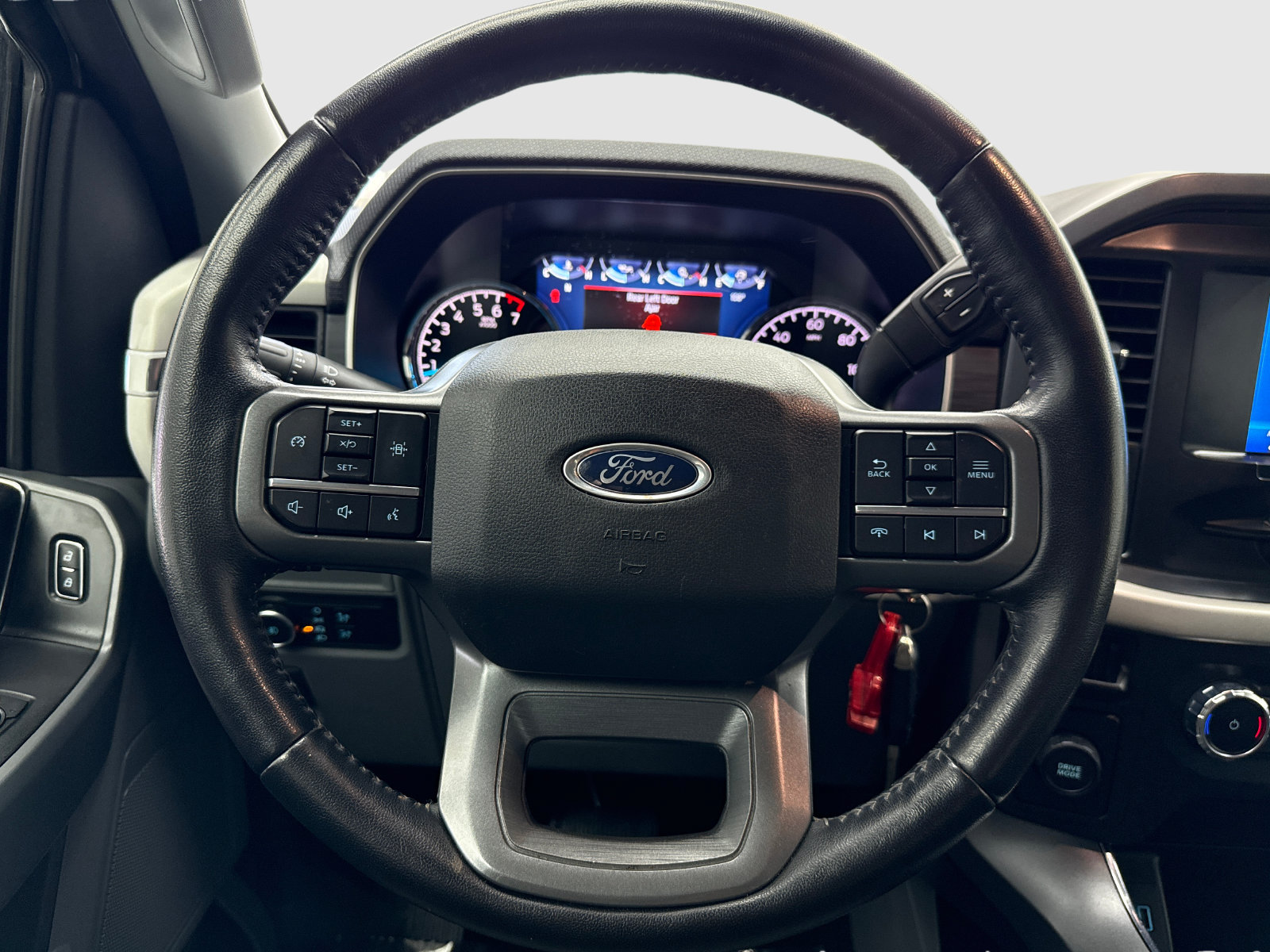 Used 2022 Ford F150 XLT w/ Equipment Group 301A Mid RWD image 19