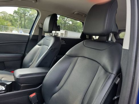 Used 2023 Kia Sportage EX FWD image 19
