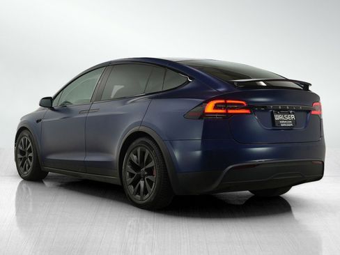 Used 2023 Tesla Model X Plaid image 4