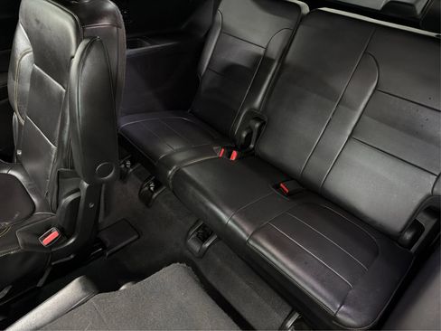 Used 2018 Chevrolet Traverse LT FWD image 28