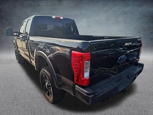 Used 2017 Ford F250 Lariat w/ Chrome Package AWD/4WD image 4