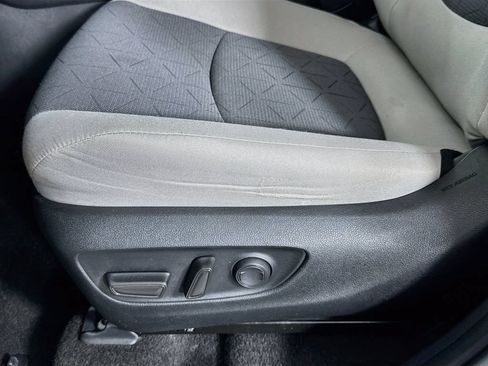 Used 2023 Toyota RAV4 XLE w/ Convenience Package AWD/4WD image 16