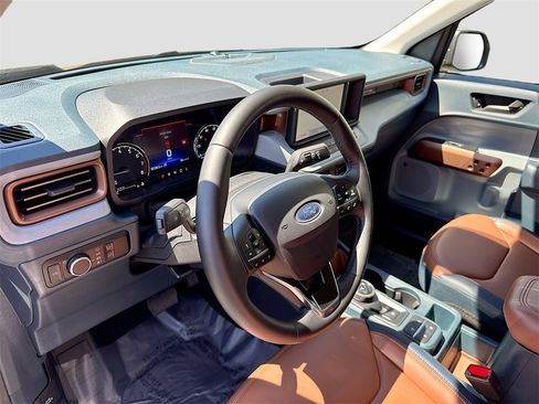 Used 2024 Ford Maverick Lariat image 9