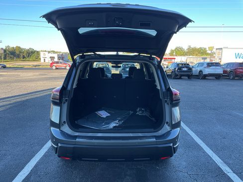 New 2026 Nissan Rogue SV image 21