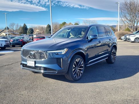 New 2026 Volvo XC90 B6 Ultra w/ Protection Package image 4