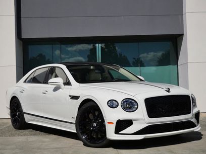 New 2025 Bentley Flying Spur Plug-In Hybrid
