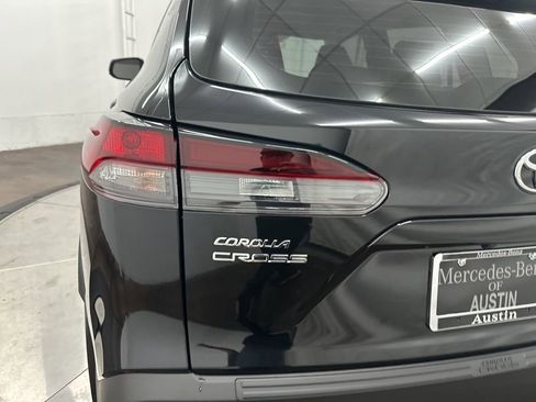 Used 2026 Toyota Corolla Cross L image 24