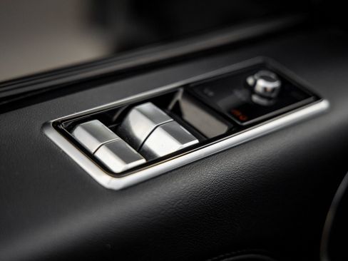 Used 2022 Land Rover Range Rover Westminster Edition image 17