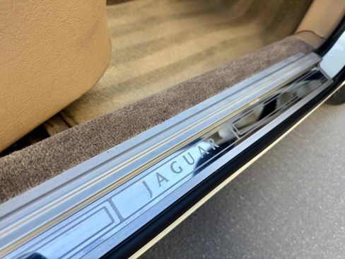 Used 1988 Jaguar XJ6 image 97