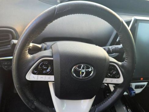 Used 2018 Toyota Prius Prime Advanced FWD image 10