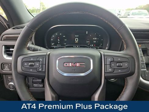 Used 2024 GMC Yukon AT4 w/ AT4 Premium Plus Package image 4