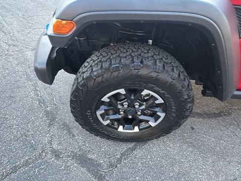 Used 2025 Jeep Wrangler Unlimited Rubicon 4xe w/ Convenience Group image 37