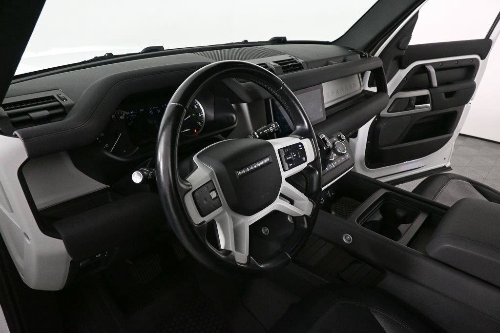 Used 2023 Land Rover Defender 110 X-Dynamic SE AWD/4WD image 10