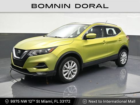 Used 2021 Nissan Rogue Sport SV FWD image 1