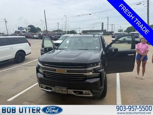 Used 2019 Chevrolet Silverado 1500 High Country AWD/4WD image 1