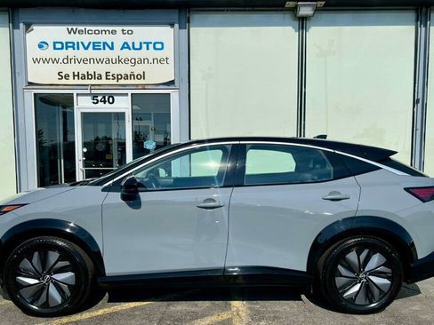 Used 2023 Nissan Ariya FWD image 2