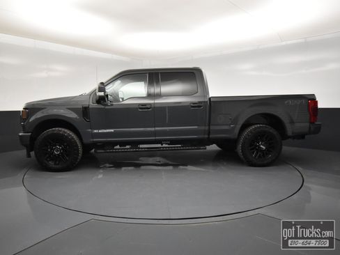 Used 2021 Ford F250 Lariat image 3