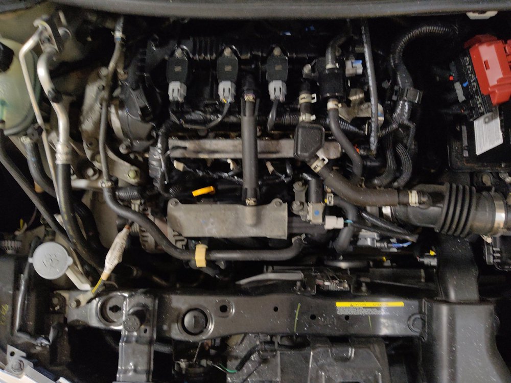 Used 2021 Nissan Versa SV FWD image 30