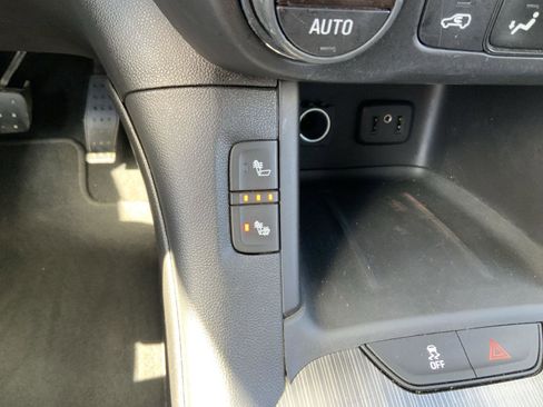 Used 2019 GMC Acadia SLT FWD image 45