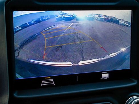 Used 2020 GMC Sierra 1500 Elevation w/ Elevation Value Package image 19