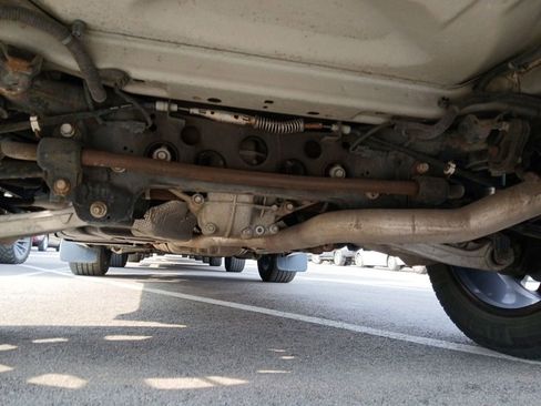 Used 2018 Jeep Grand Cherokee Altitude image 13