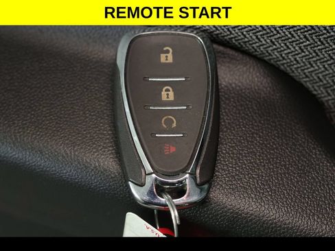 Used 2025 Chevrolet TrailBlazer LT AWD/4WD image 9