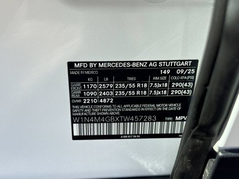 Certified 2026 Mercedes-Benz GLB 250 image 34
