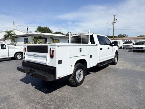 Used 2022 Ford F250 XL w/ Power Equipment Group AWD/4WD image 6