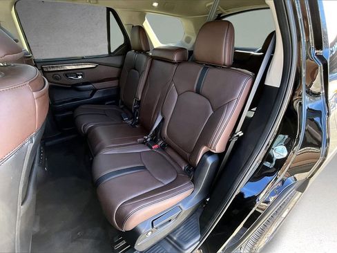 Used 2023 Honda Pilot Elite image 22