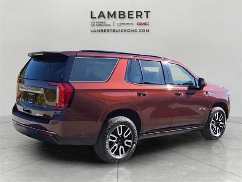 Used 2023 GMC Yukon AT4 w/ AT4 Premium Package image 5