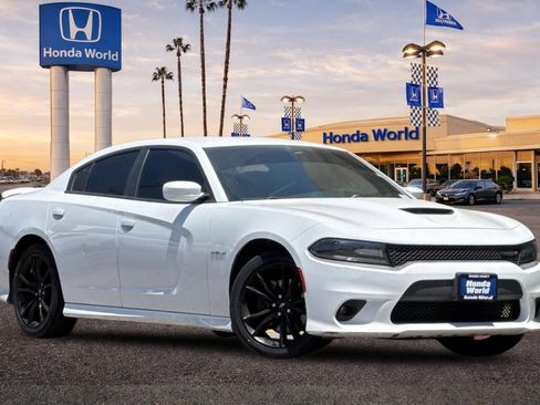 Used 2020 Dodge Charger R/T RWD image 2