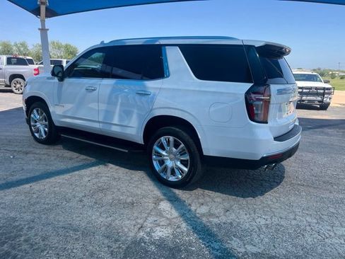 Used 2024 Chevrolet Tahoe High Country AWD/4WD image 6