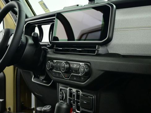 Used 2025 Jeep Gladiator Willys image 64